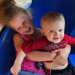 Meet your Posher, Casey